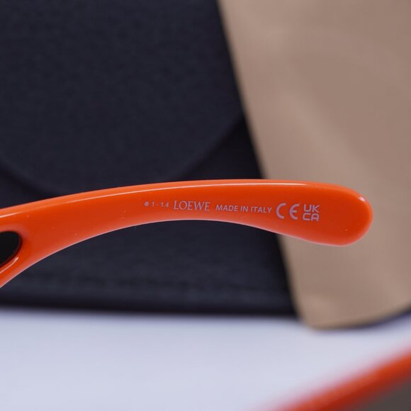 Loewe LW40132I 42E Aviator Sunglasses – Shiny Orange\Brown - Picture 8 of 10